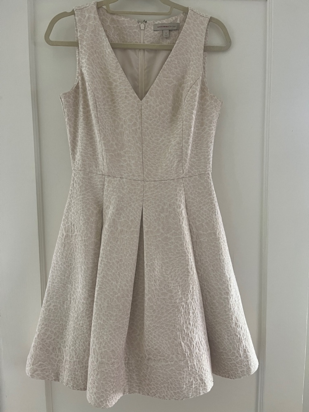 Banana Republic Sleeveless V-Neck Fit & Flare Dress in Light Beige